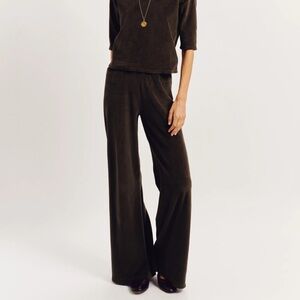 SUZIE KONDI The Zephyra Flare Pants in Velour
